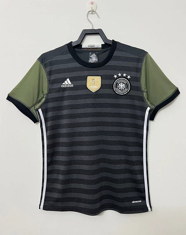 Camiseta retro de visitante de Alemania 2016