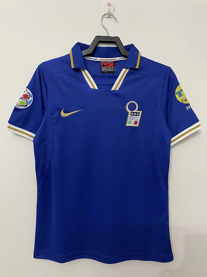 Camiseta retro local de Italia 1996