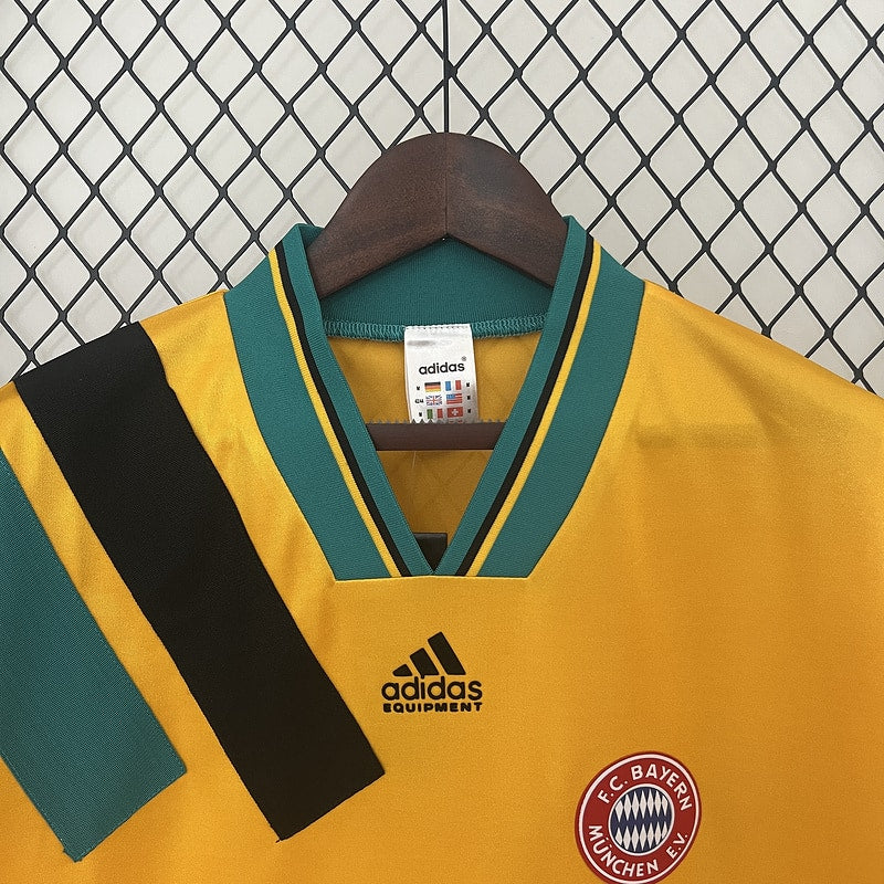 Bayern Munich 1993/95 Away Retro Shirt