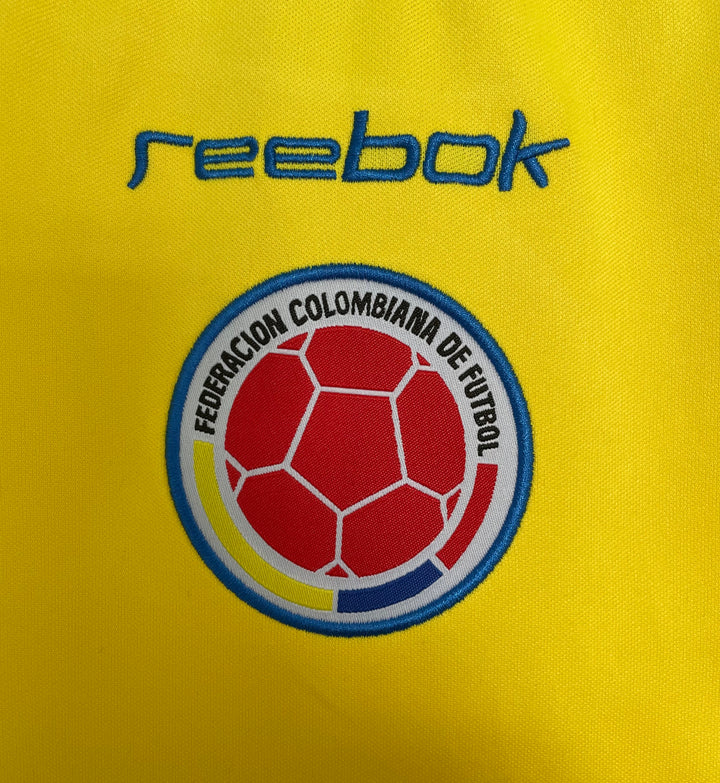 Camiseta retro local de Colombia 2001