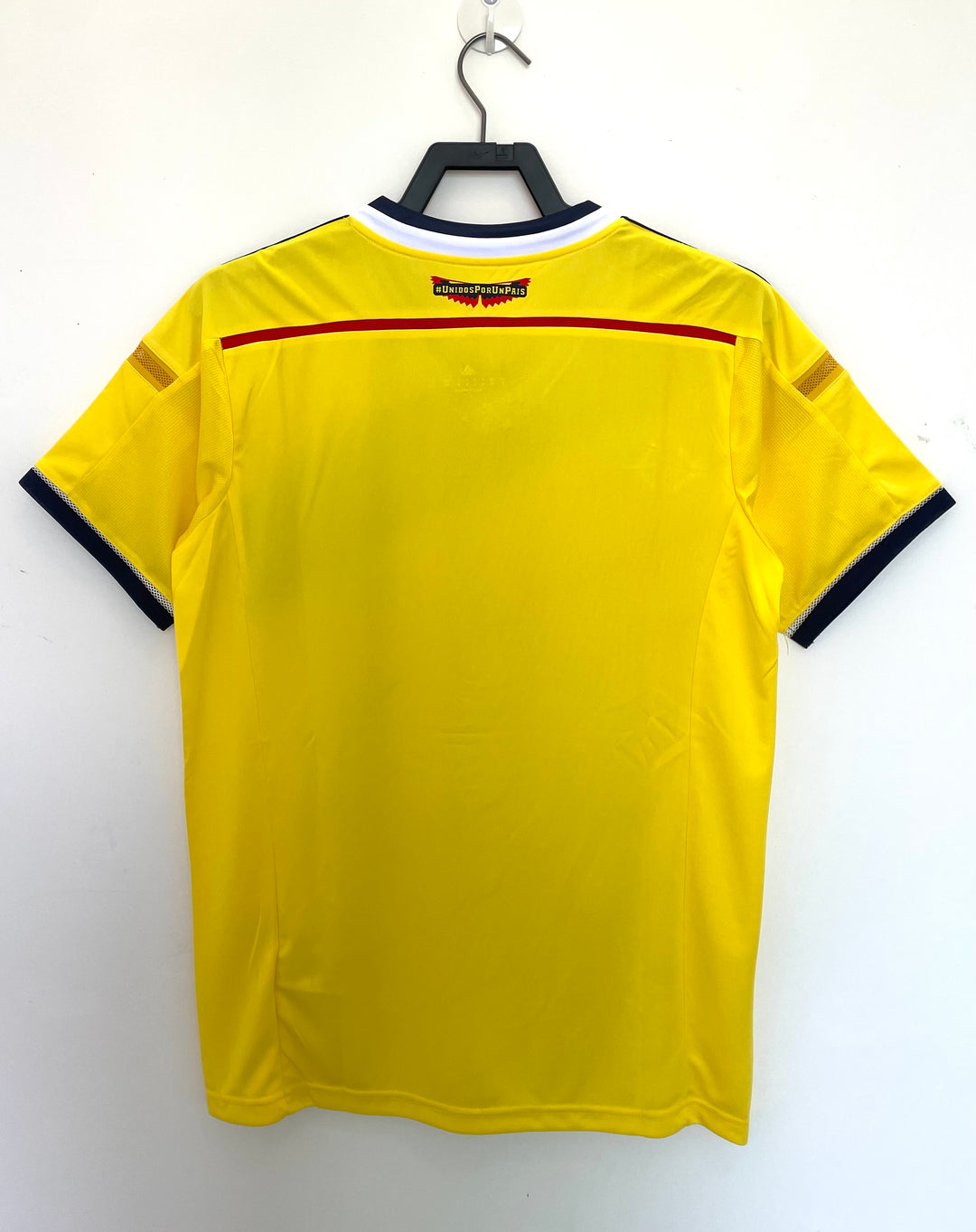 Camiseta retro local de Colombia 2014