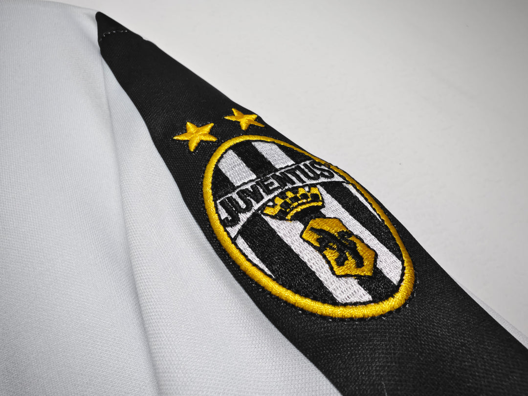 Camiseta retro local de la Juventus 1998/99